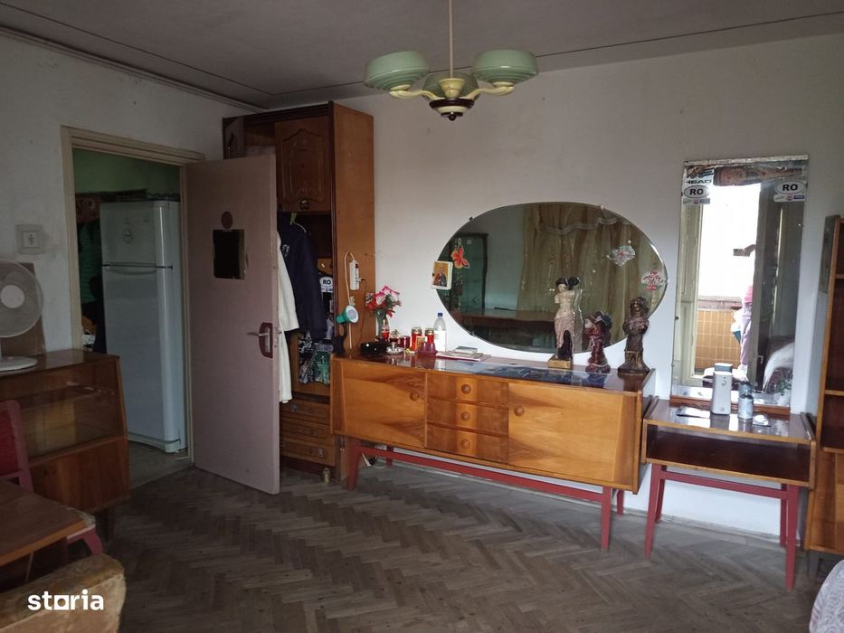 3camere Titan aleea Postavarului