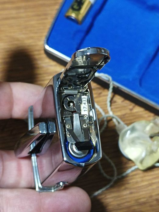 Amplificator de ureche profesional Philips