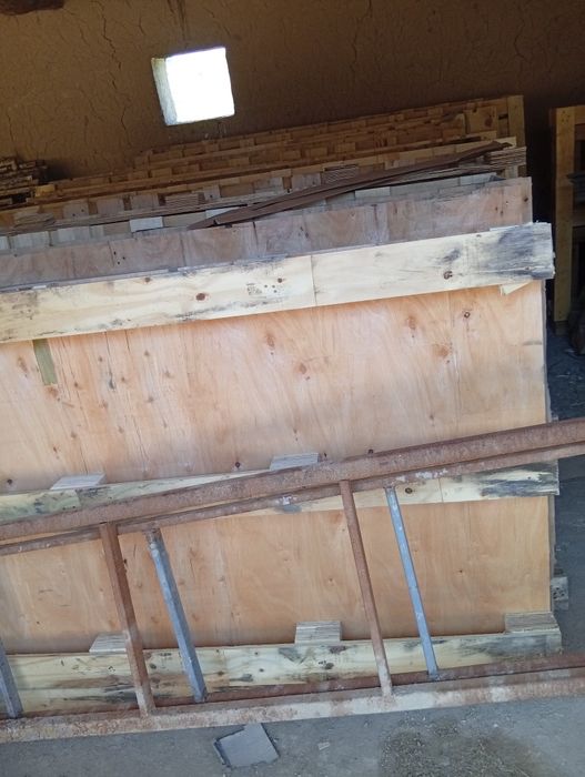 Kotta paddonlar sotiladi 2.40x 1.15