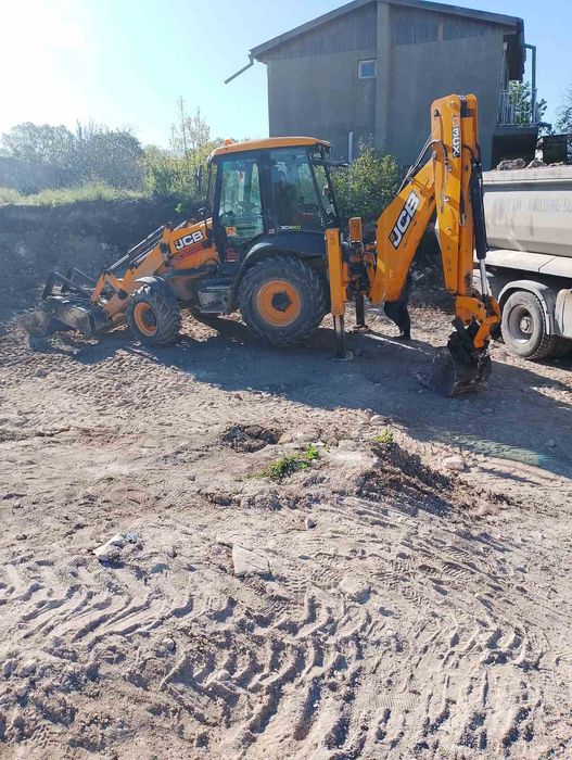 Услуга с багер jcb 1cx, jcb 3cx, валяк, самосвали, малък багер