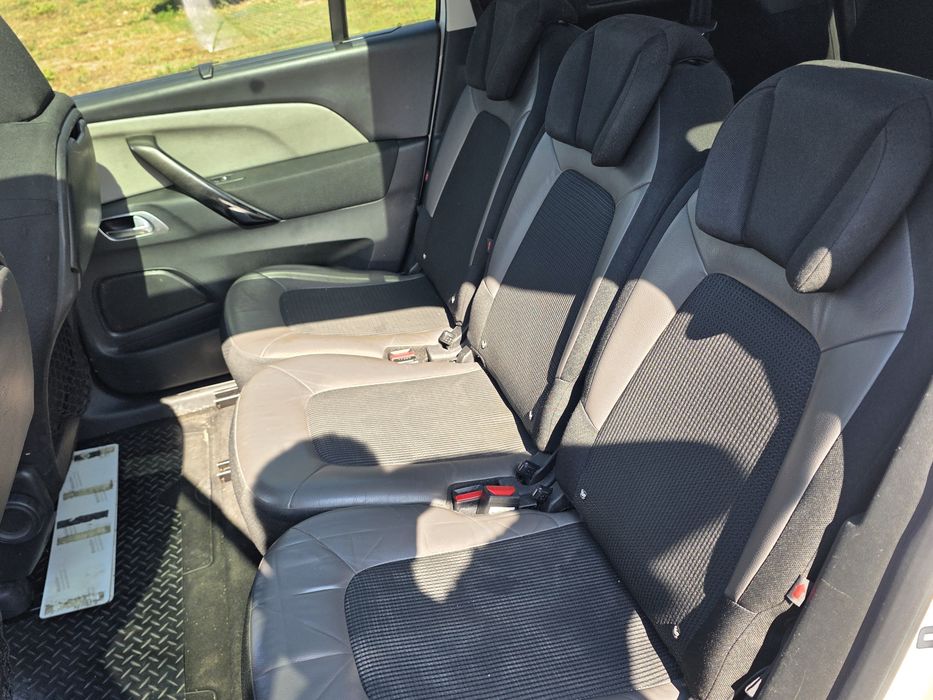 Dezmembrez c4 grand picasso 2016