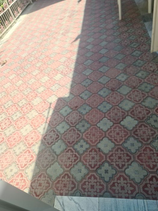 Продаётся под гостиницу 60квм гостиница комил
1та хона,ошхона,далез,бо