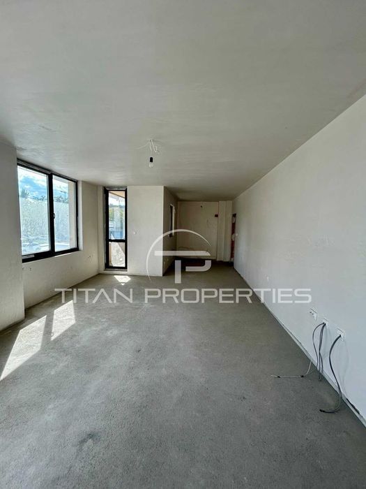 Продава се Тристаен апартамент в Пловдив, Христо Смирненски - 131 кв.м за 1245 €/кв.м - Снимка #3