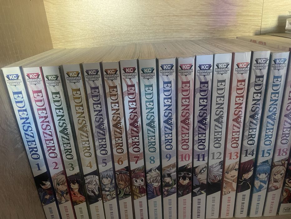 Manga Dr. stone, edens zero, one piece