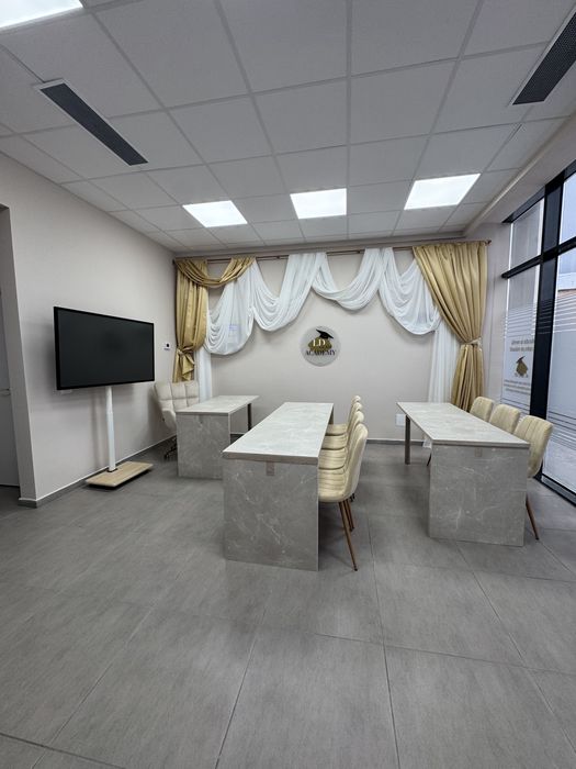 Academie de închiriat pentru cursuri, seminarii, masterclass, workshop