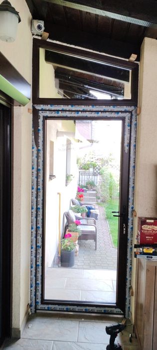 Termopane și Rulouri Exterioare