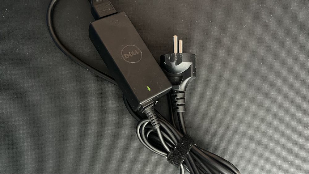Laptop DELL  inspiron 15 i3