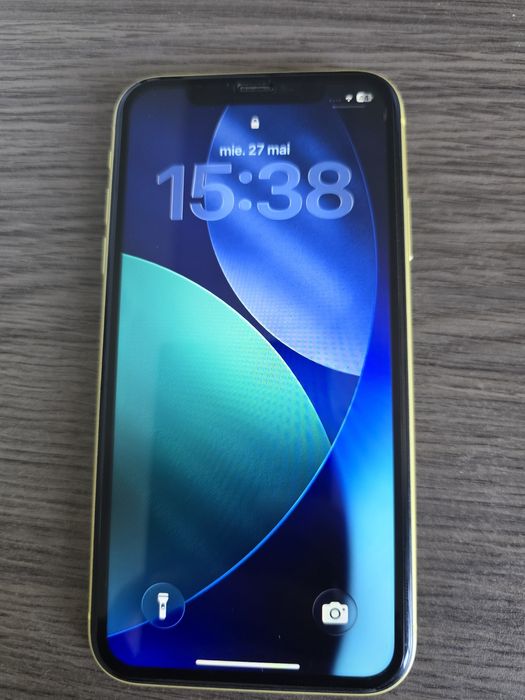 Iphone 11 galben de 64gb