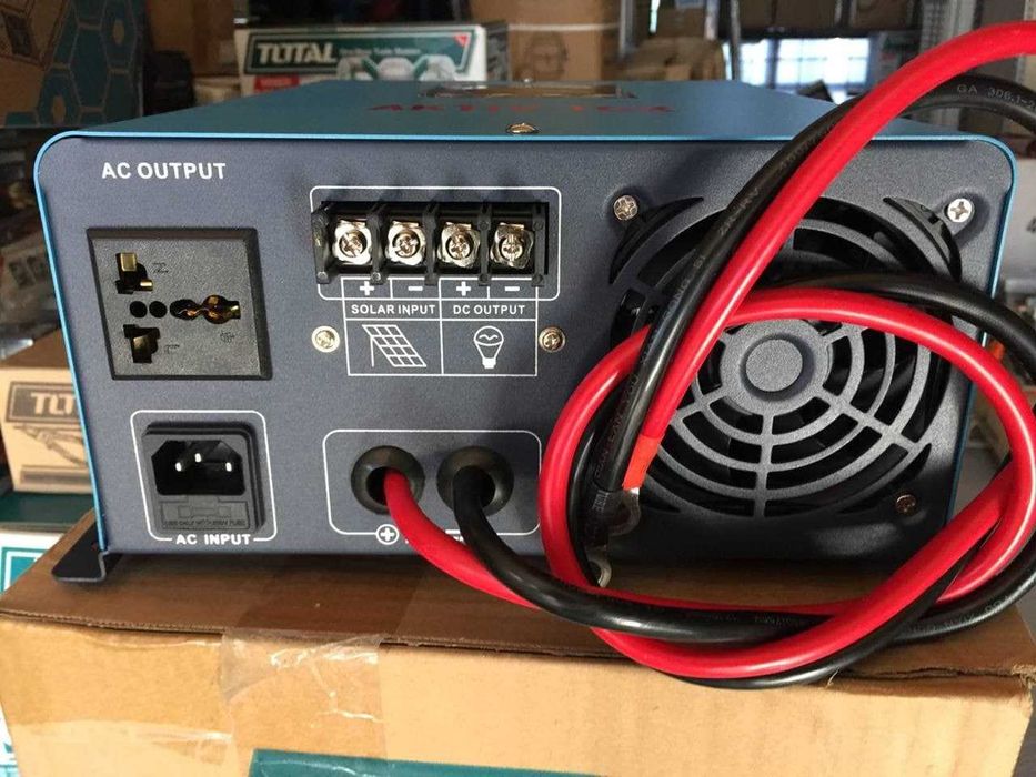 Гибрид Инвертор+UPS 1000 WATT есть ещё 2 и 5 киловат