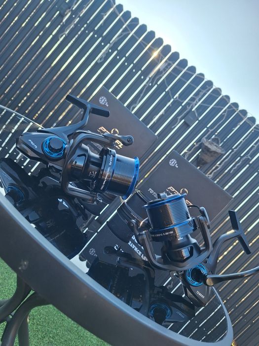 Set 2 Mulinete PRO FL TOTEM Distance Feeder 8000

Conceputa pen