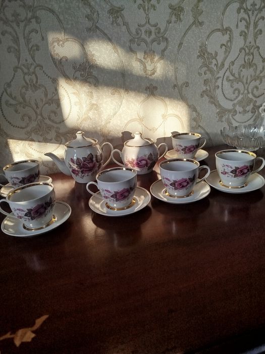 Чашкали сервис сотилади