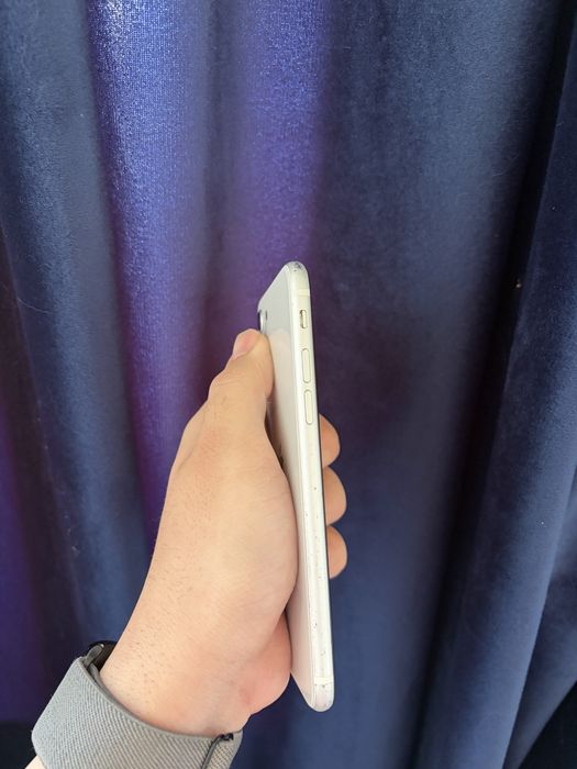 Iphone SE 2020 Белый 256Gb