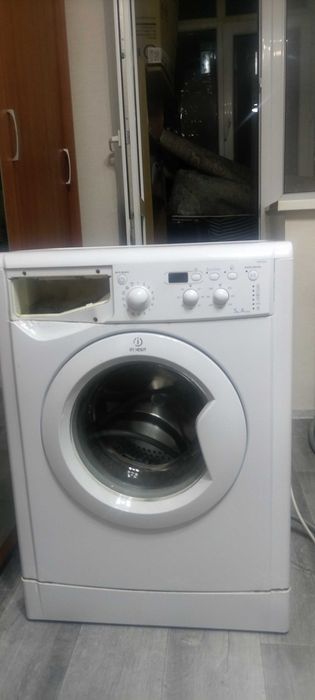 Стиралка INDESIT