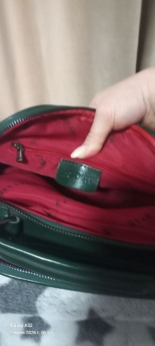 Продам женскую сумку кожа