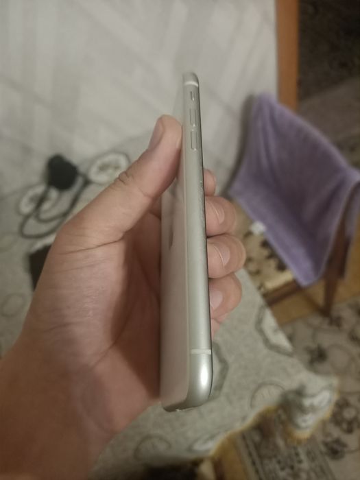 Продам Iphone 11 64gb