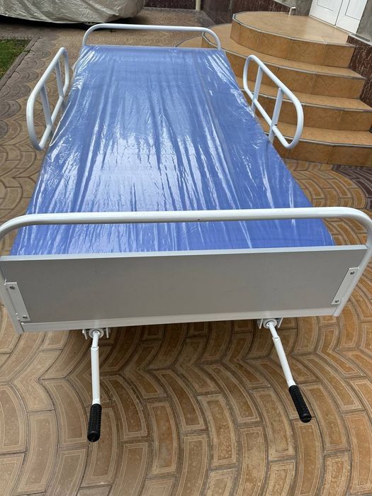 Кровать реанимационный