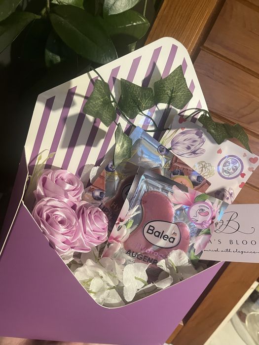 Подаръчна кутия за жена – козметика | Raya’s Bloom