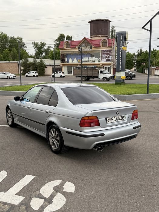 BMW E39 520I продается!