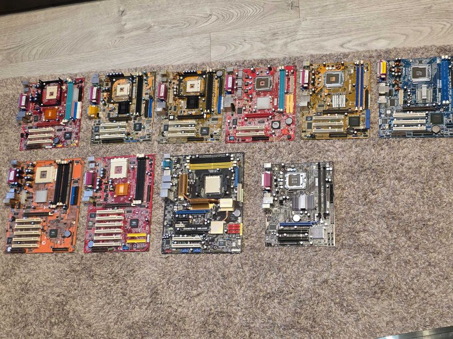 Placi de baza ,retro build socket 462,478, LGA775, DRIVERE WIndows 98