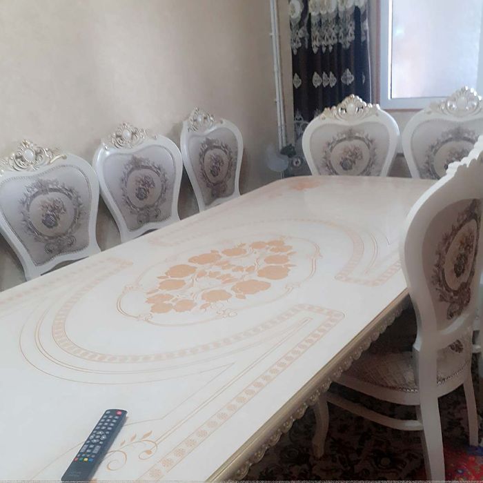 Янги чизилган. синган жойи йук