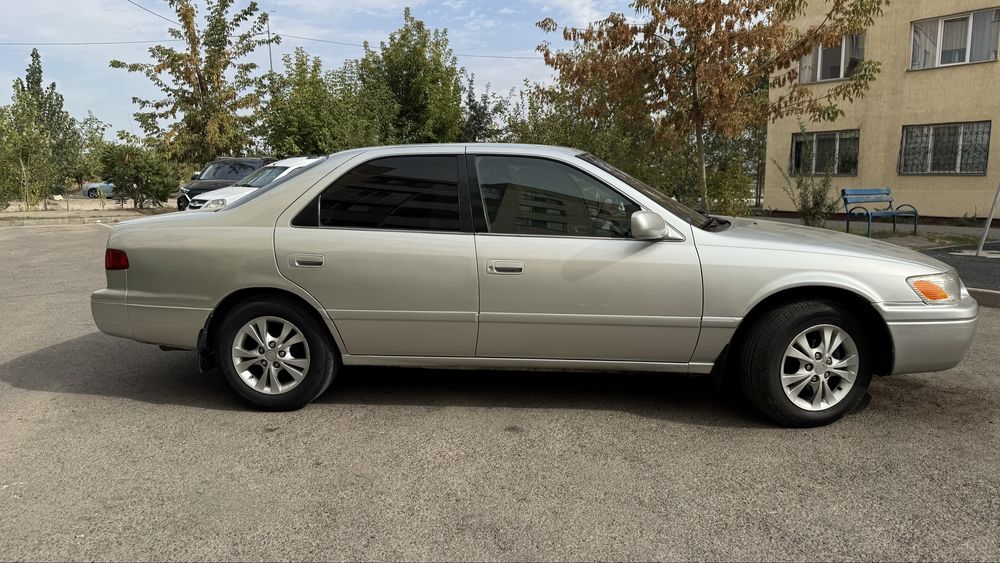 Toyota Camry 25, 2.2 л сатылады