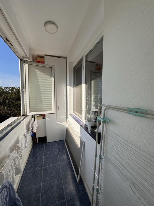 Apartament de vanzare, 3 camere, mobilat, utilat