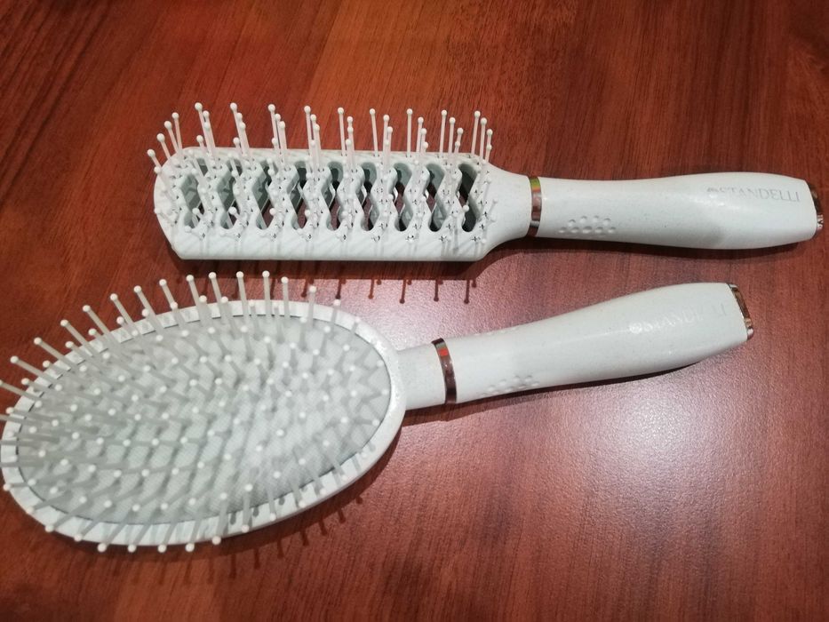 Четки за коса Standelli - 2 бр.
