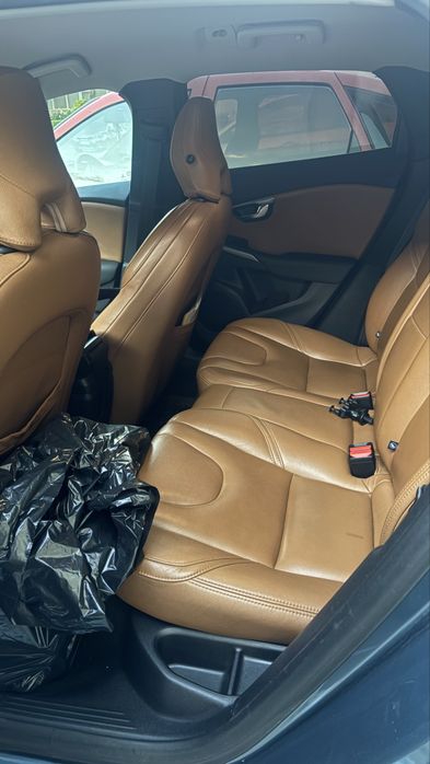 Volvo v40 1.6D 2013