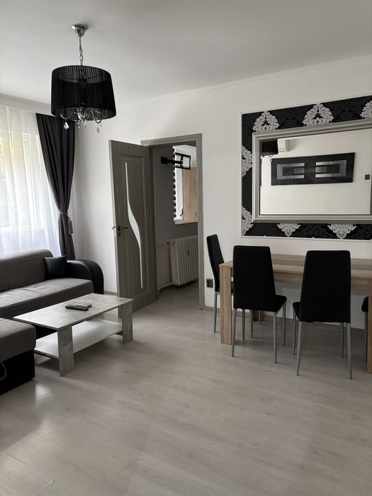 Apartament de închiriat