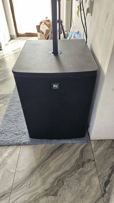 Vand/schimb bas/subwoofer activ electrovoice ev elx118p