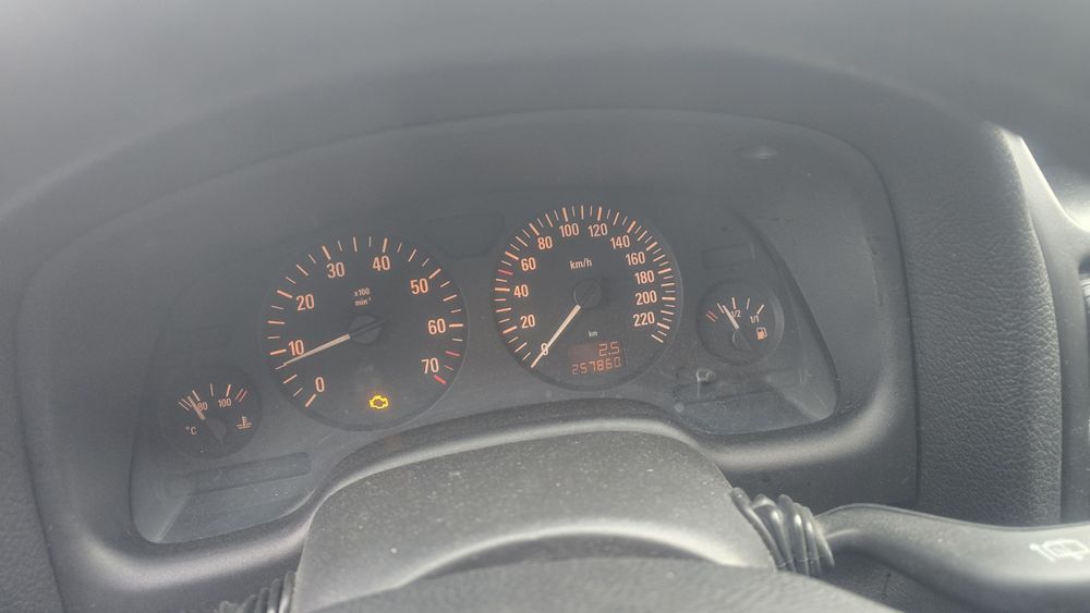 VAND Opel Astra G an fabricatie 2002 km rulati 257000 detalii la tf 07