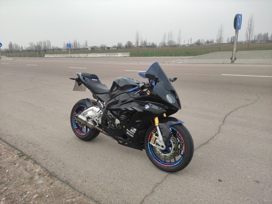 Продаю мотоцикл BMW S1000RR