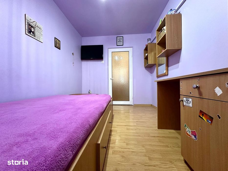 Apartament 3 camere, etaj intermediar