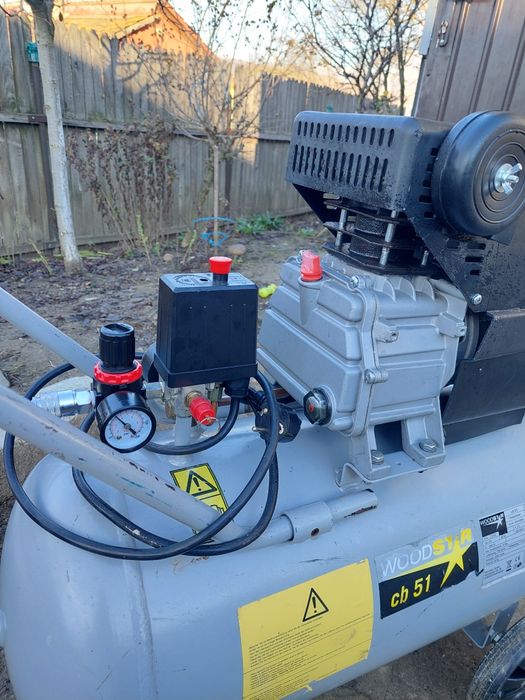 Compresor aer 50 litri.