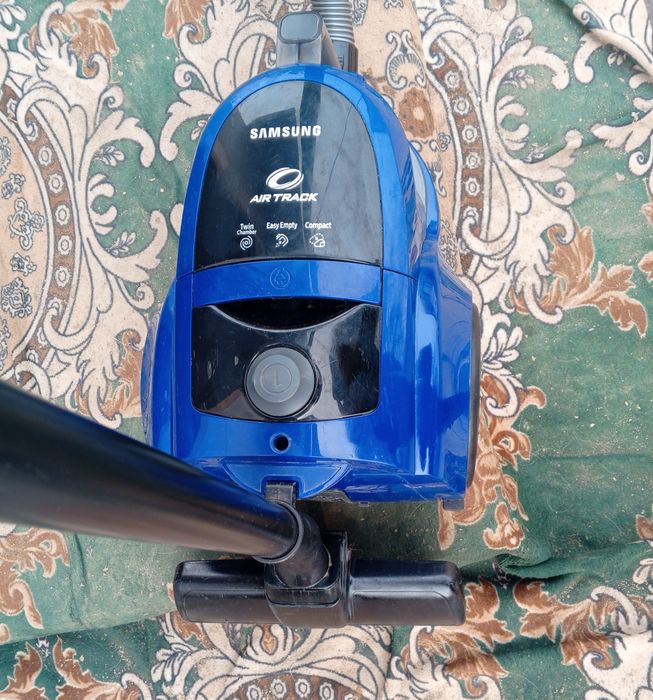 Пылесос Samsung стаканчик