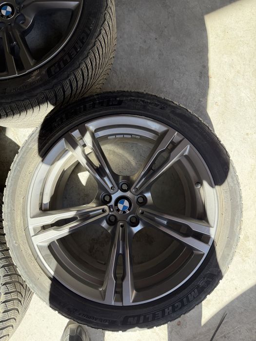Джанти 265 / 40 / 19 за BMW M комплект със зимни гуми и датчици