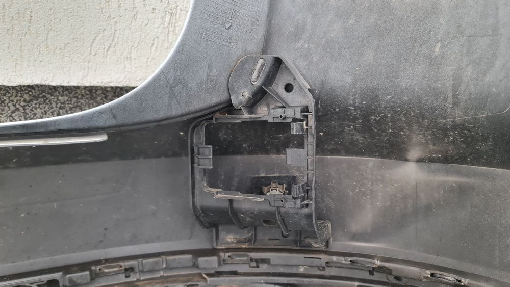 Spoiler bara spate VW Touareg 3 7cr 760