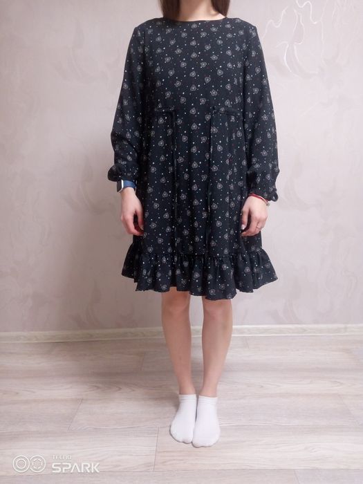 Вещи на девушку платья юбки шорты джинсы!