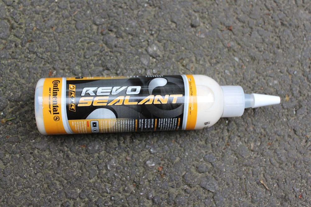 Continental Revo Sealant 240ml solutie antipana