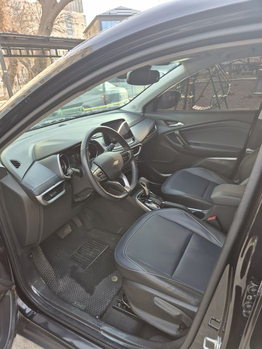 Chevrolet Tracker 2, Premier