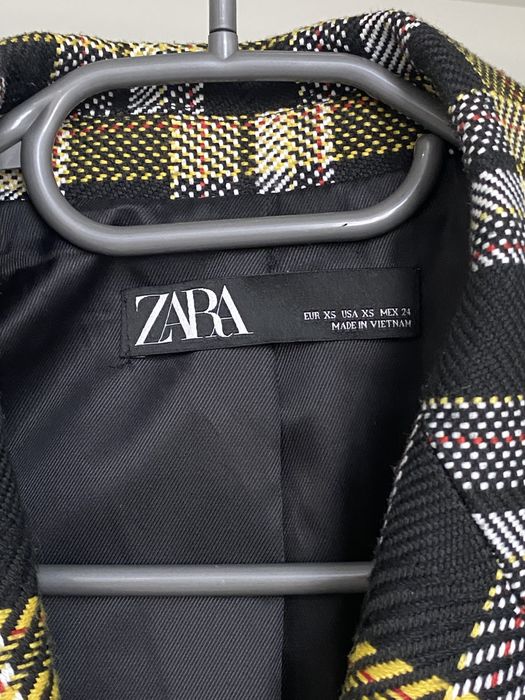 ZARA пиджак в идеальном состоянии