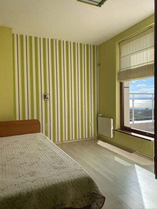 Дава се под наем Тристаен апартамент в Бургас, Сарафово - 170 кв.м за 867 € - Снимка #6