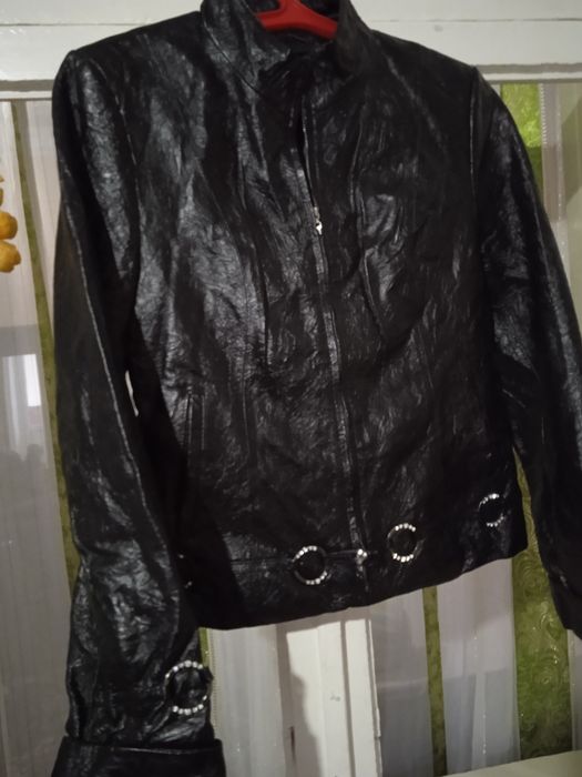 Женская костюм новый