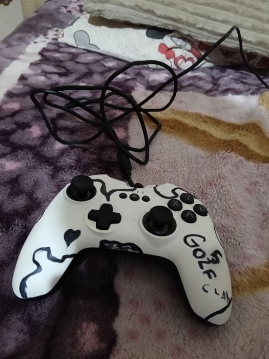 Vând Controler,stare perfectă