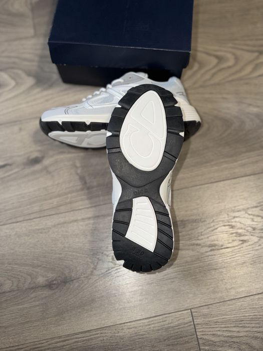 Dior B30