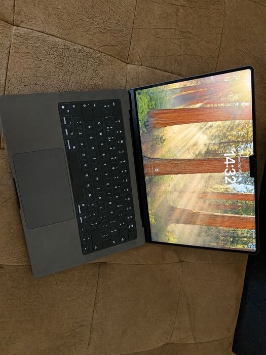 MacBook Pro 14-inch 16GB 2024 APPLE M4