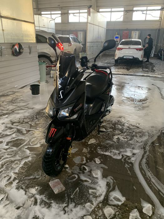 Скутер самурай черный