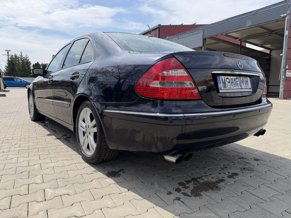 Mercedes W211, E Class 320