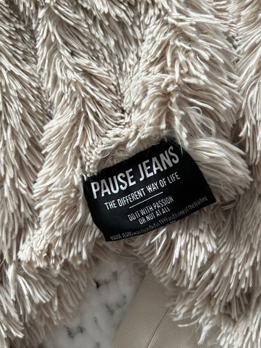 Дрехи:zara,pause,u.s polo,bless