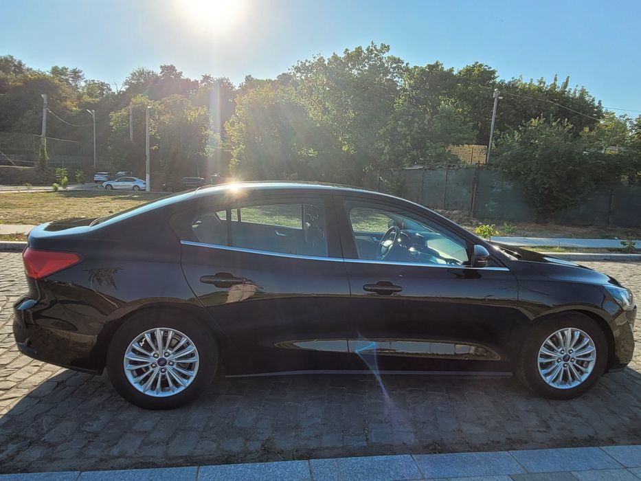 FORD Focus 2020 — imagine 3